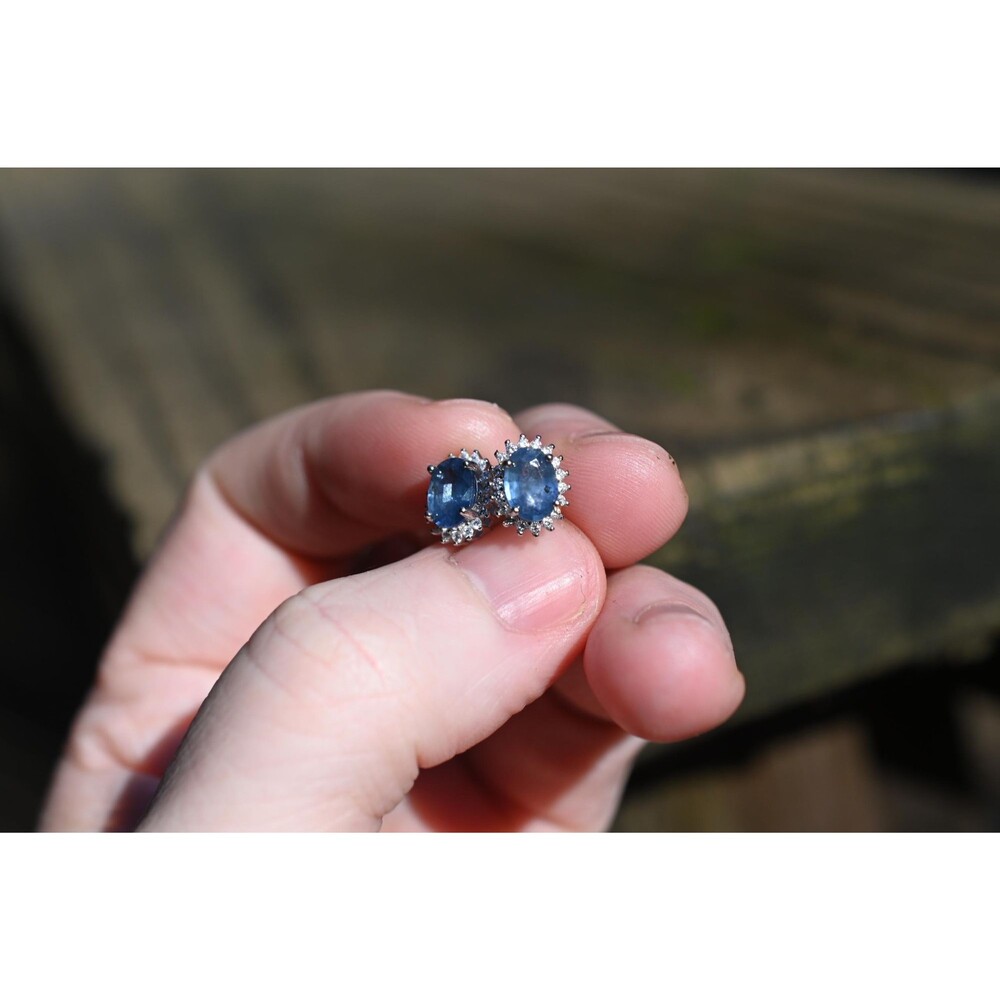 sapphire earrings, blue sapphire stud earrings, natural sapphire studs with butt - Picture 10 of 10